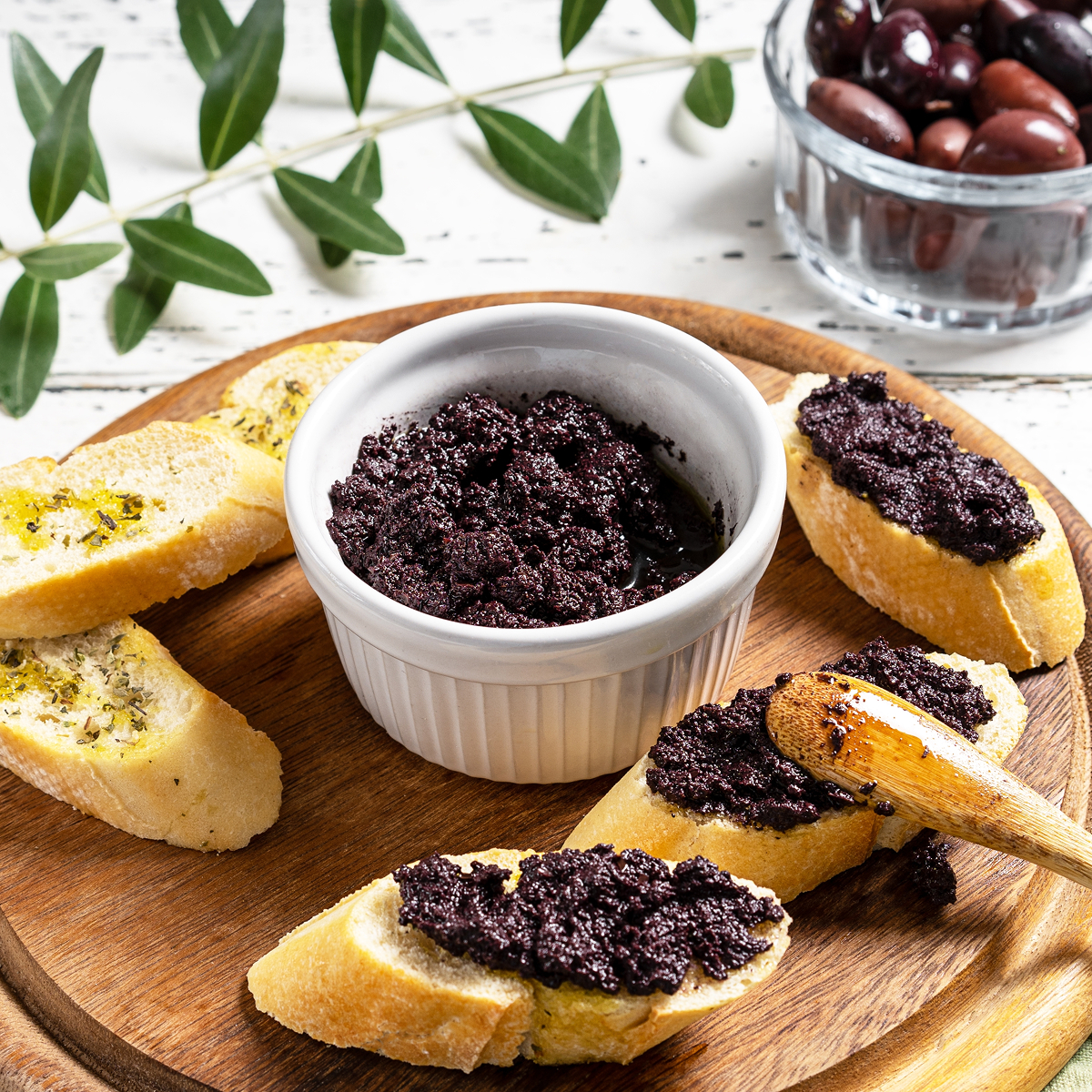 A CREAMY EMBRACE OF MEDITERRANEAN FLAVOUR 