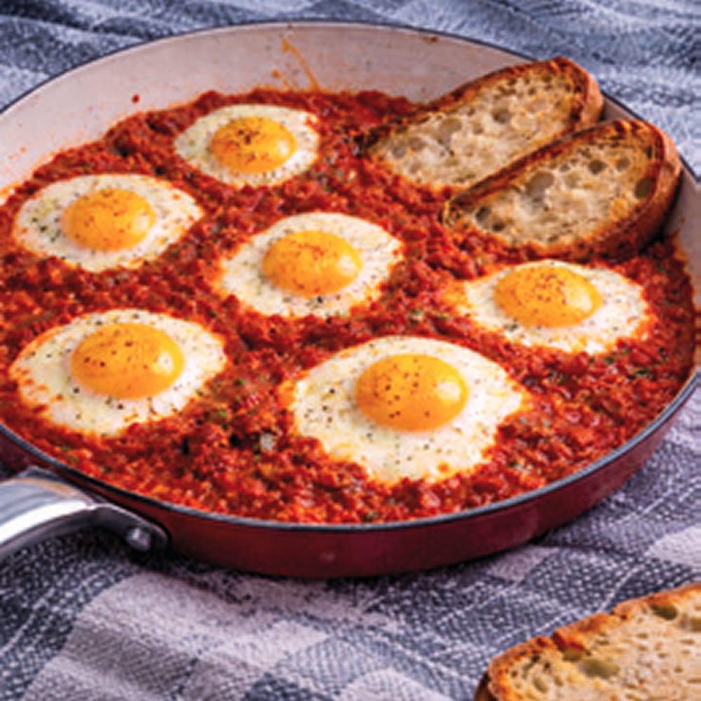 POACHED EGGS WITH ‘NDUJA PESTO